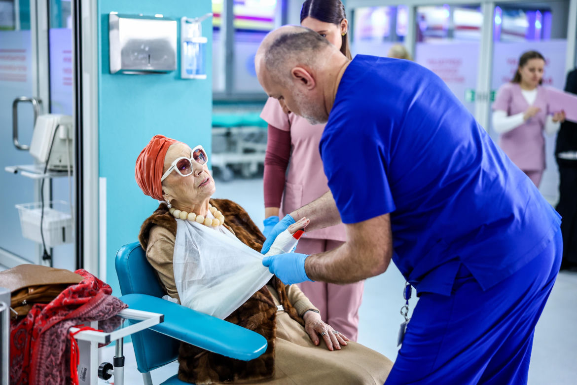 Szpital św. Anny, odcinek 100: Awaria zasilania w szpitalu! Lekarze podejmują dramatyczną walkę o życie pacjentów