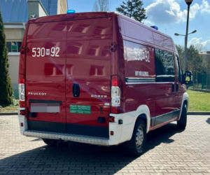  Zderzenie karetki motoroweru pod Warszawą