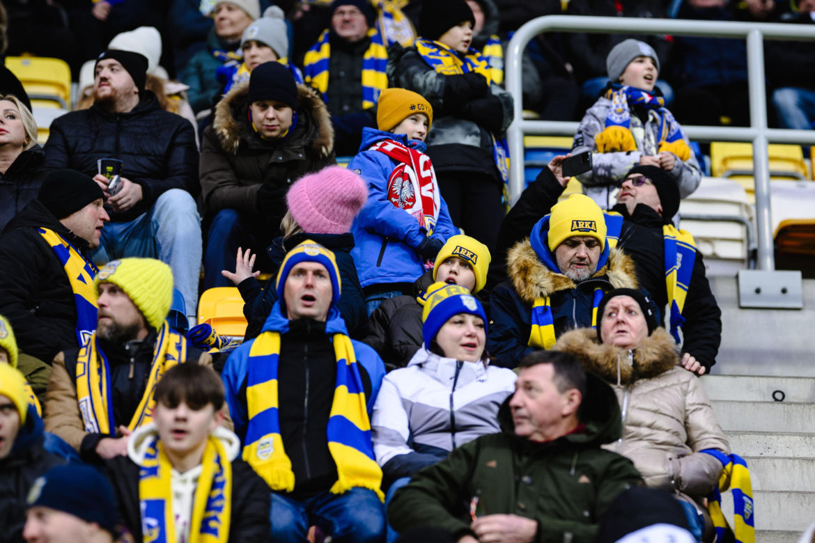 Arka Gdynia - Raków Częstochowa, zdjęcia kibiców i piłkarzy z meczu 17. kolejki PKO BP Ekstraklasy