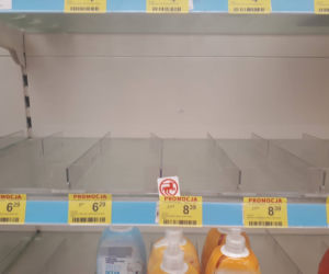 Mieszkańcy Podkarpacia ruszyli do SKLEPÓW!  Tłumy, pełne parkingi, PUSTE PÓŁKI!