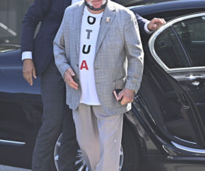 Lech Wałęsa w kościele na niedzielnej mszy
