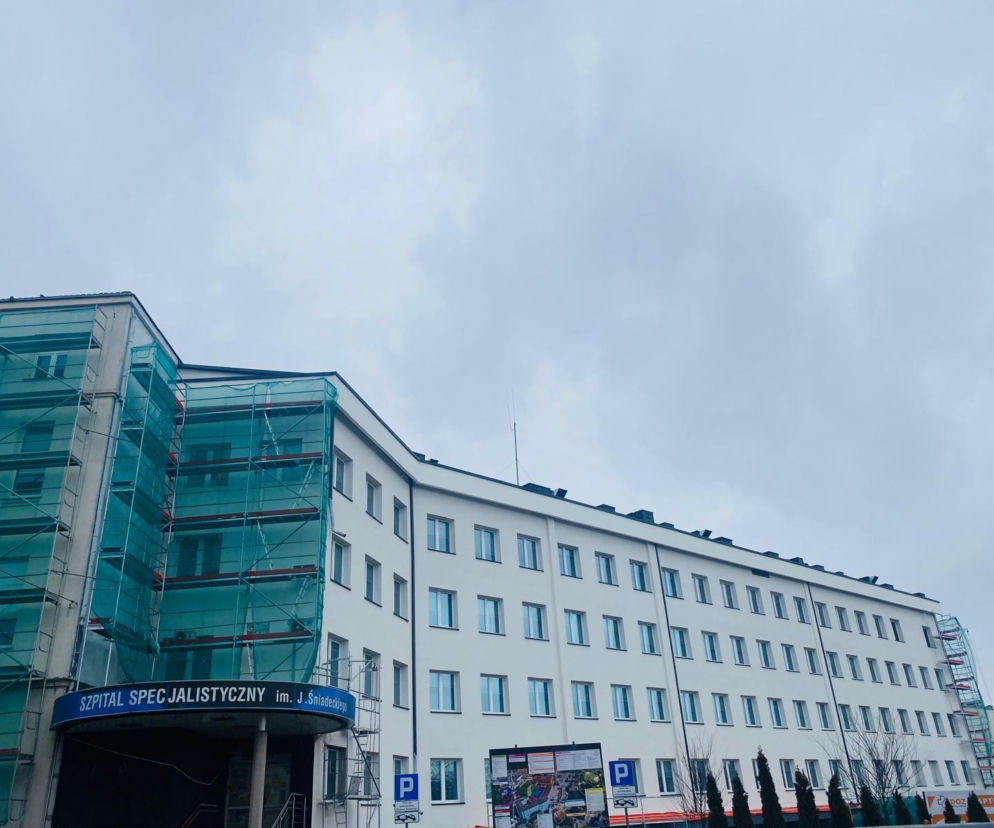  Szpital w Nowym Sączu  zmienia swój wygląd. Pierwsze efekty już widać!