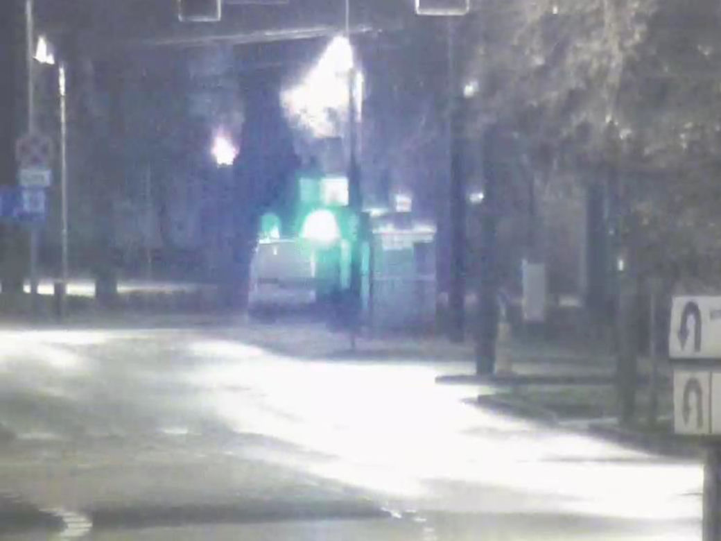Bydgoszcz: Pokazał środkowy palec i oddał mocz na moście! Wszystko się nagrało