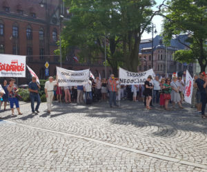 Protest budżetówki z Solidarności w Bydgoszczy [ZDJĘCIA]