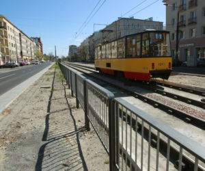 Miała być trawa a jest szary beton