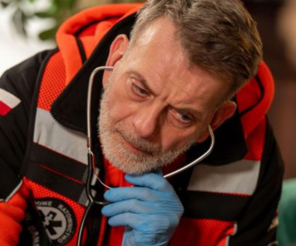 Na sygnale, odcinek 891. Implanty zębów wymykają się spod kontroli, a rodzice skazują własne dziecko na straszny los