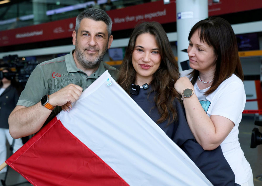 Alicja Szemplińska z rodzicami