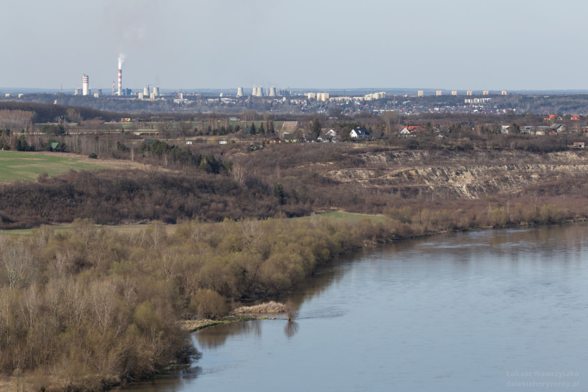 Dalekie widoki z baszty zamkowej w Kazimierzu Dolnym