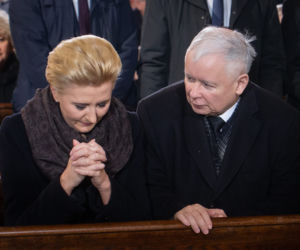 Czekali z pogrzebem na Kaczyńskiego