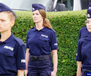 Nowi policjanci w szeregach warmińsko-mazurskiej policji [ZDJĘCIA]