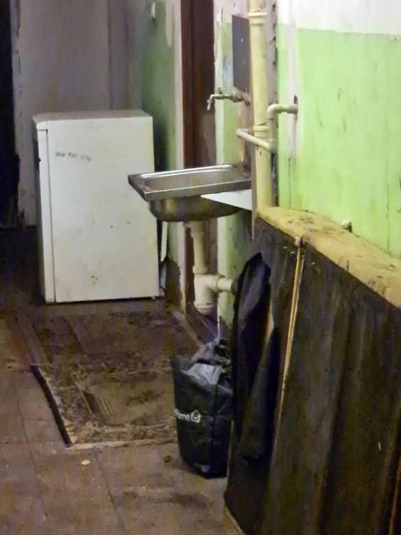 Tak się żyje w Warszawie. Bez ogrzewania i ciepłej wody