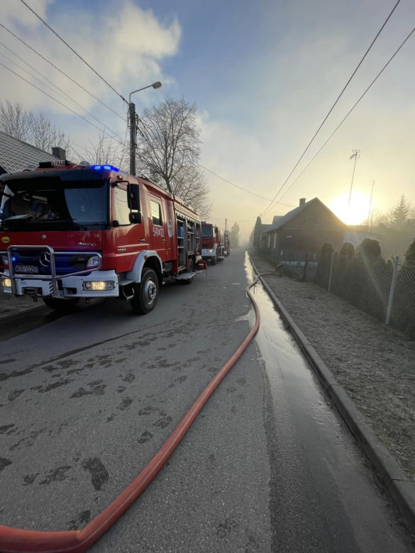 Pożar domu w Broku. Nie żyje dwóch mężczyzn