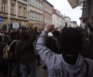 Protesty na krakowskim Kazimierzu w obronie kamienic
