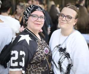 Drugi koncert The Weeknd w Warszawie. Najwierniejsi fani nie przestraszyli się morderczego upału. Znajdź się na zdjęciach