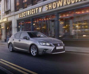 Lexus CT200h lifting 2018