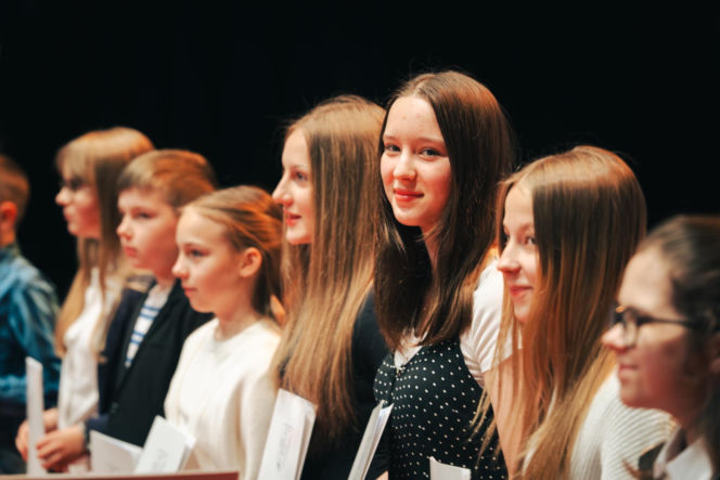 Najzdolniejsi uczniowie odebrali stypendia Prezydenta Miasta Siedlce