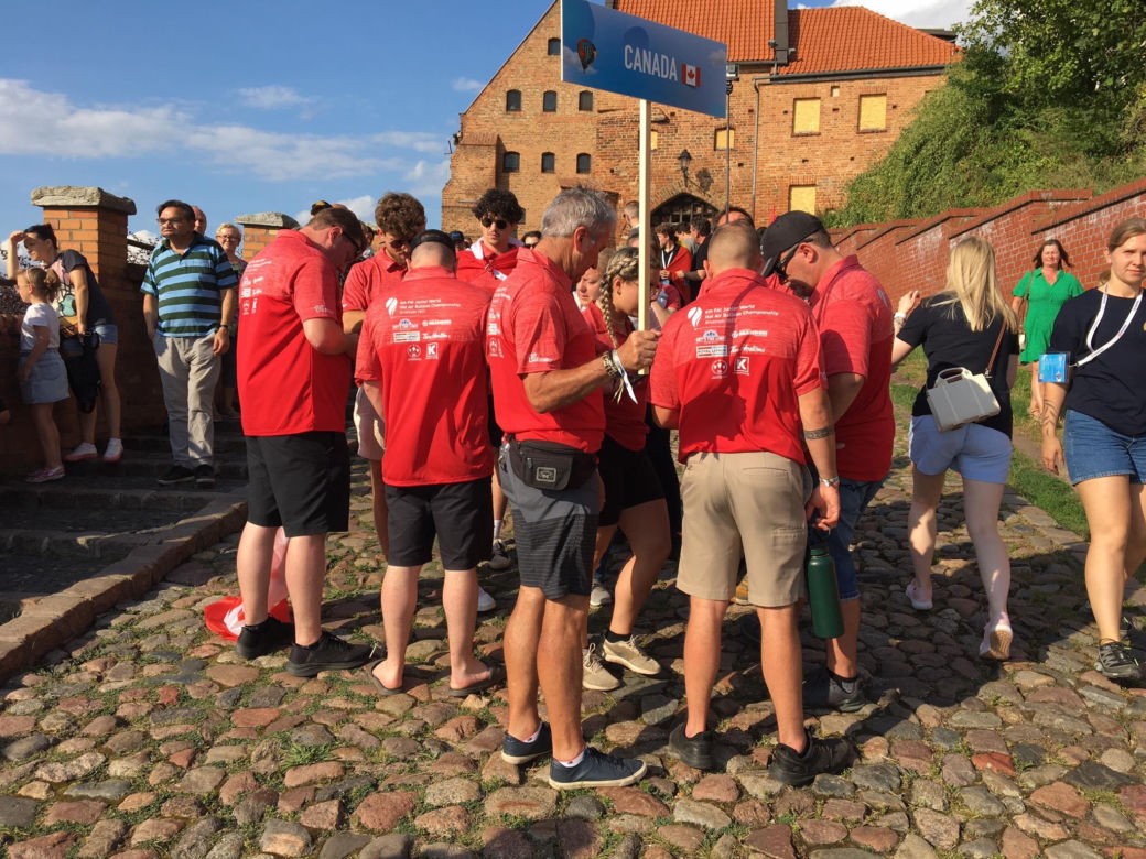 Parada z okazji otwarcia Balonowych Mistrzostw Świata Juniorów w Grudziądzu