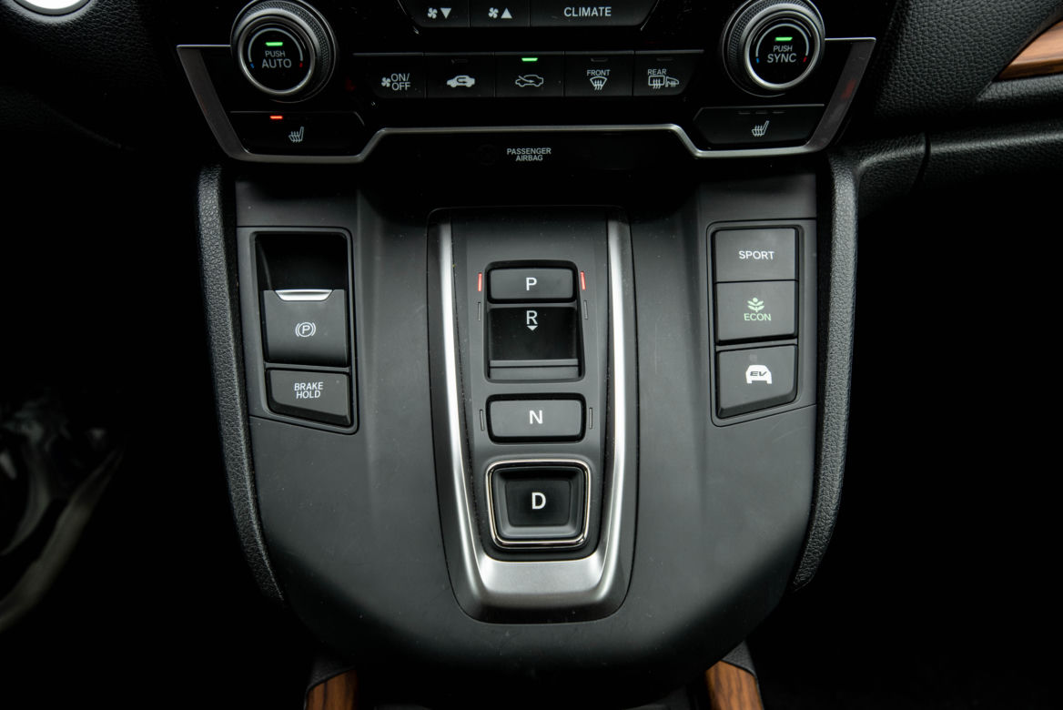 Subaru Forester e-BOXER vs Honda CR-V Hybrid