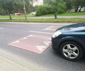 Progi zwalniające na ul. Sokratesa