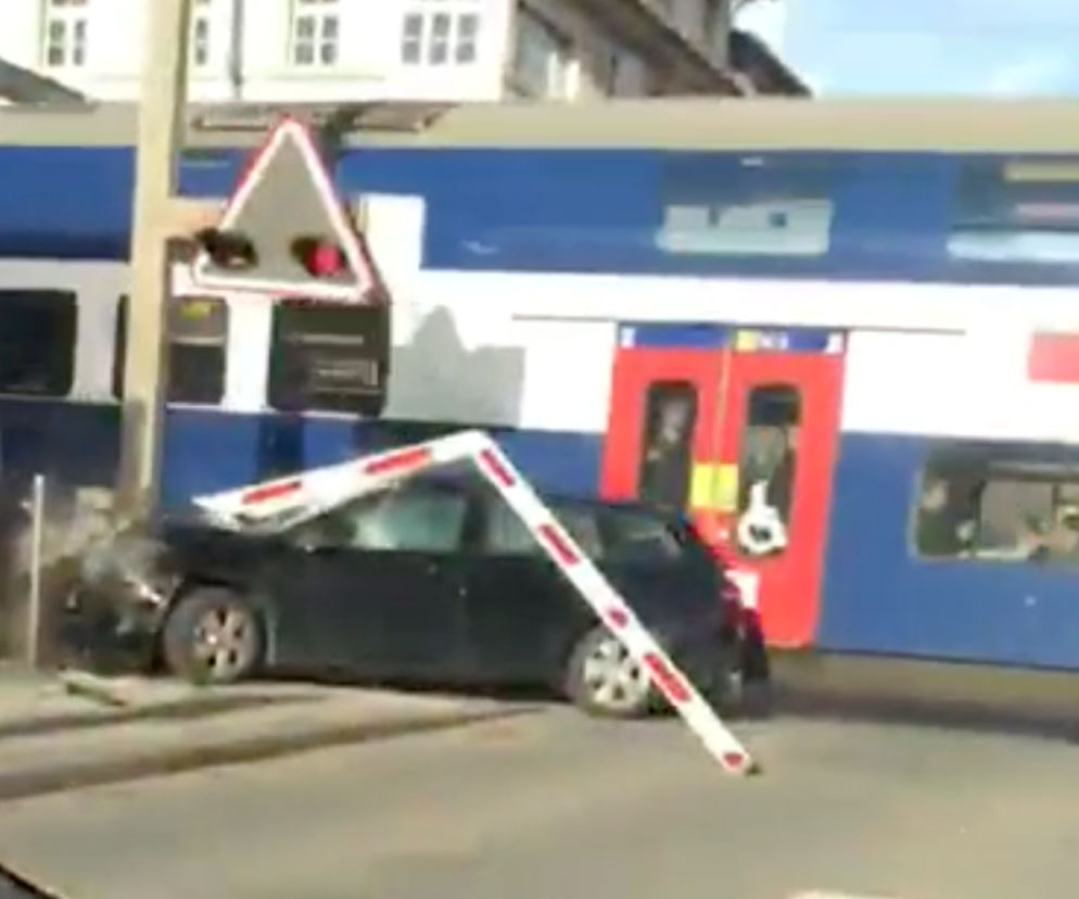 Wypadek na przejeździe kolejowym w Szwajcarii
