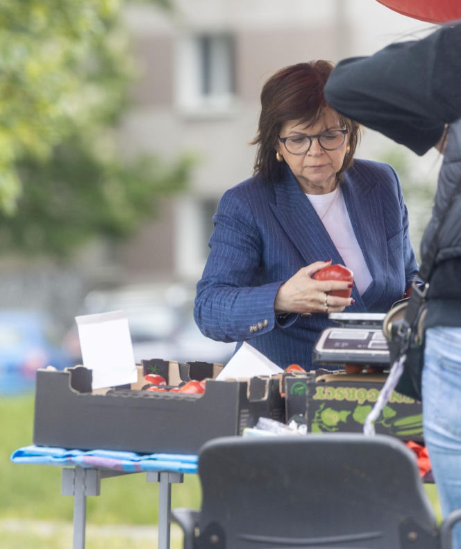 Izabela Leszczyna łamie przepisy