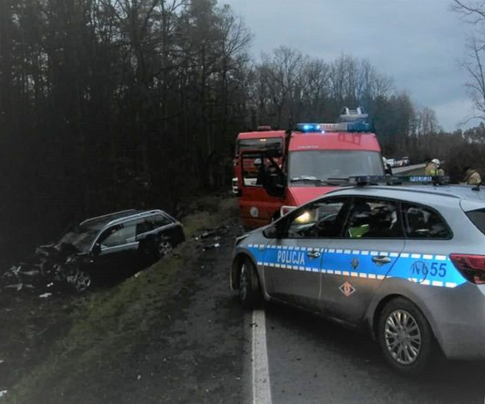 Poważne zderzenie czołowe na drodze krajowej K55