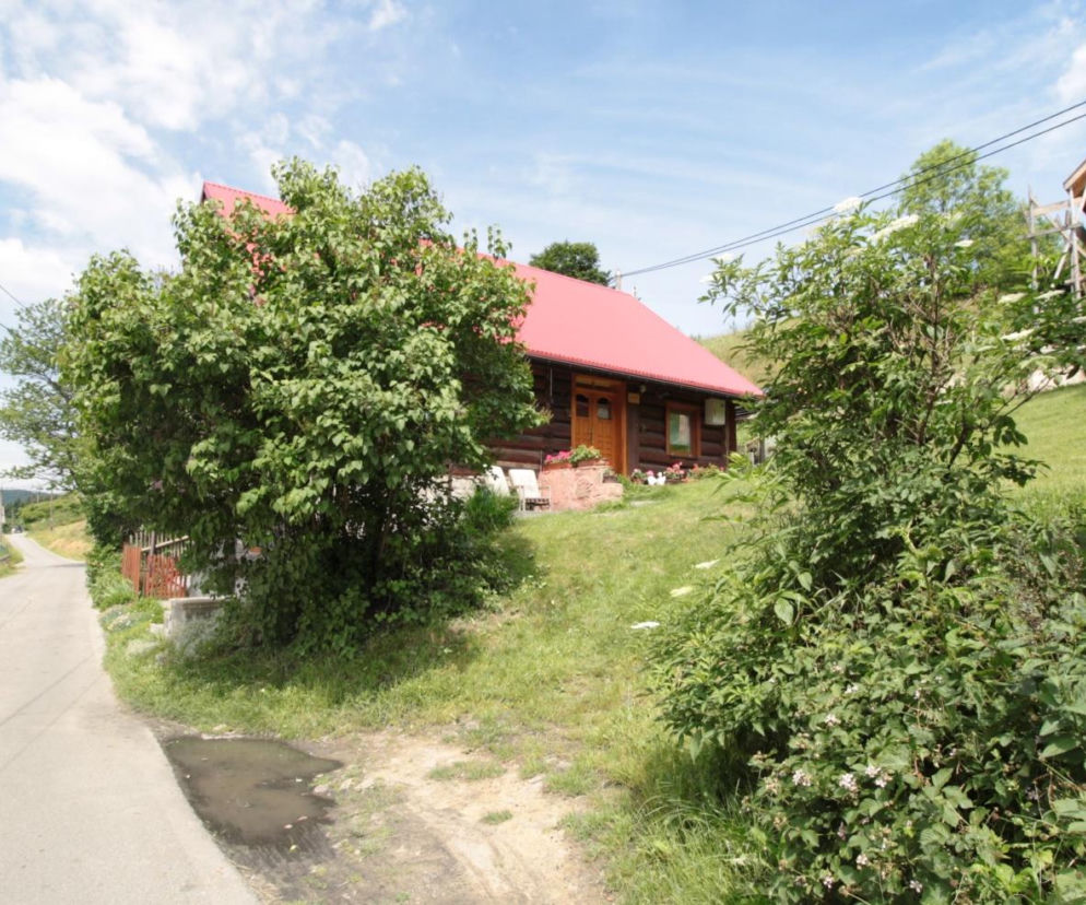 Niezwykła wieś w Beskidach na granicy trzech państw