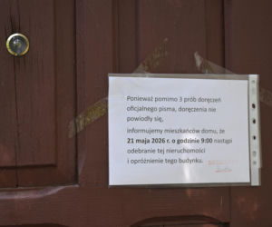 Miasto odbiera dom na Białołęce