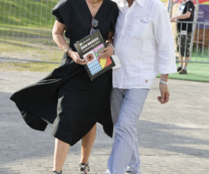 Grażyna Torbicka z mężem w Kazimierzu Dolnym na festiwalu Dwa Brzegi