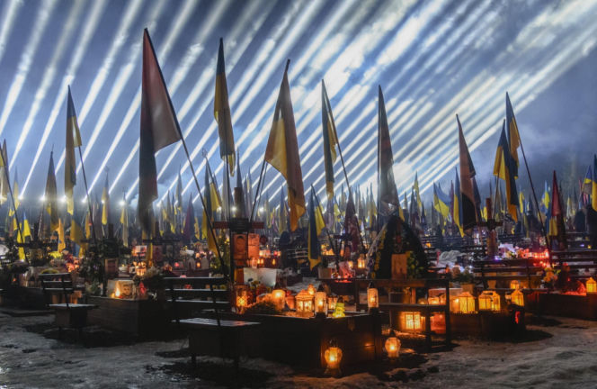 Nie da się przyzwyczaić do krwi i strachu". Czwarta rocznica wojny w Ukrainie