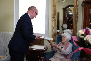105 lat, tysiące wspomnień i awans na pułkownika. Niezwykły jubileusz Urszuli Tauer!
