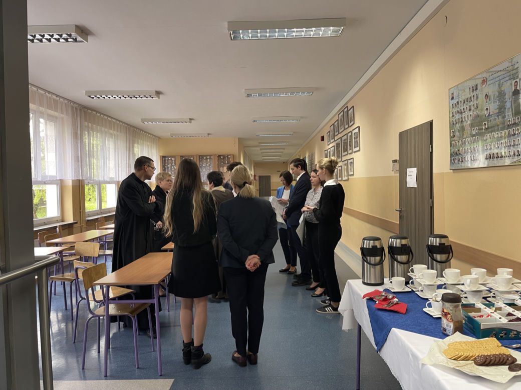 Matura 2023 z matematyki. Uczniowie z Krakowa rozpoczęli egzamin
