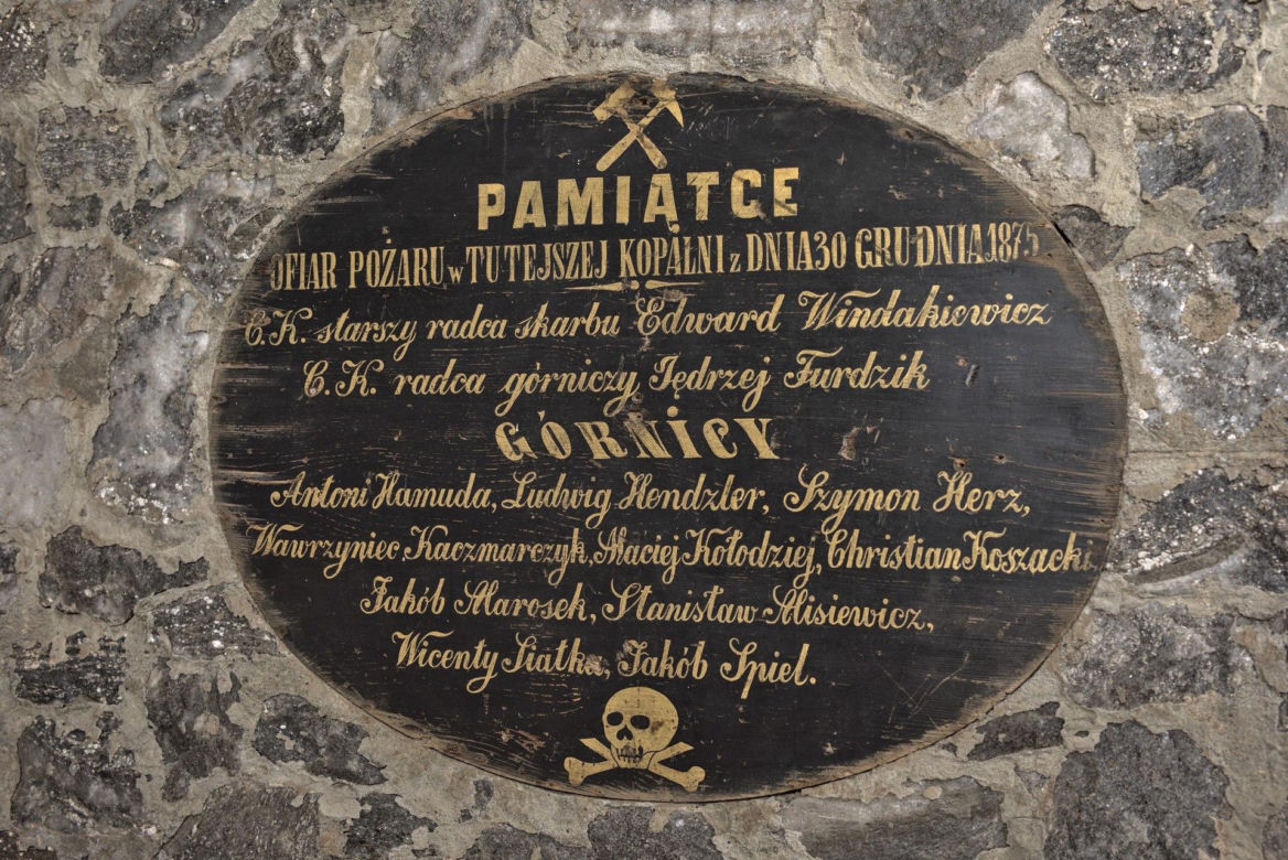 Podziemne przeprawy łodzią i ukryte skarby. Oto małopolskie kopalnie soli w Bochni i Wieliczce!