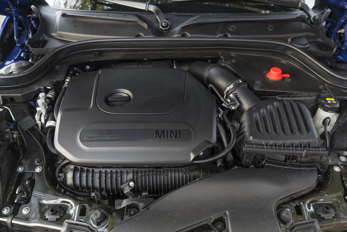 MINI Cooper John Cooper Works 2.0 8AT