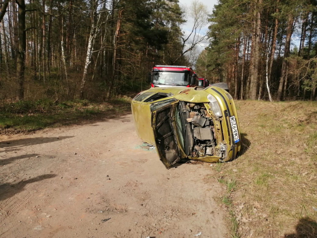 Świadkowie zeznali, że od kierowcy było czuć woń alkoholu