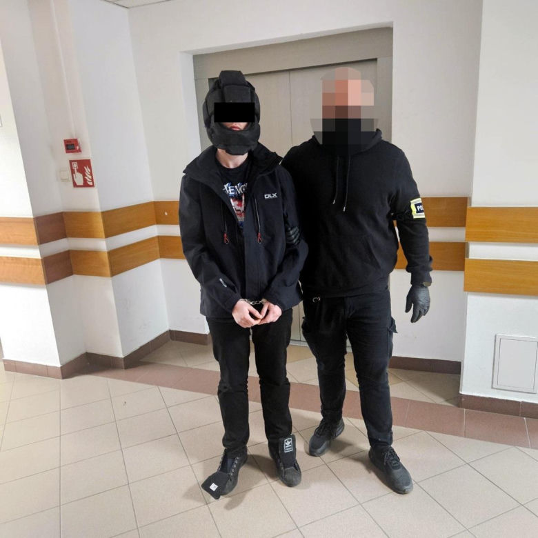 Dantejskie sceny w tramwaju. 28-latek zaatakował Ukraińca nożem