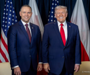 Urodziny Trumpa jak z filmu. Wśród gości Karol Nawrocki