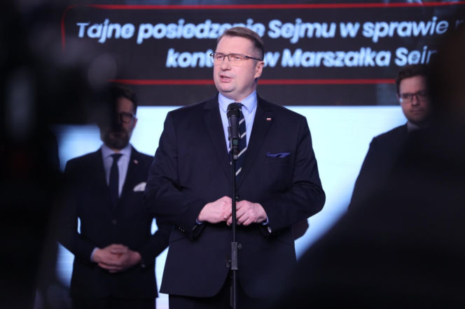 Tak PiS chce przejrzeć Czarzastego! Mają plan