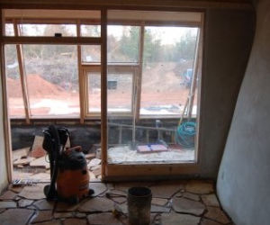 Living machine - Earthship samowystarczalny dom ekologiczny z odpadów 