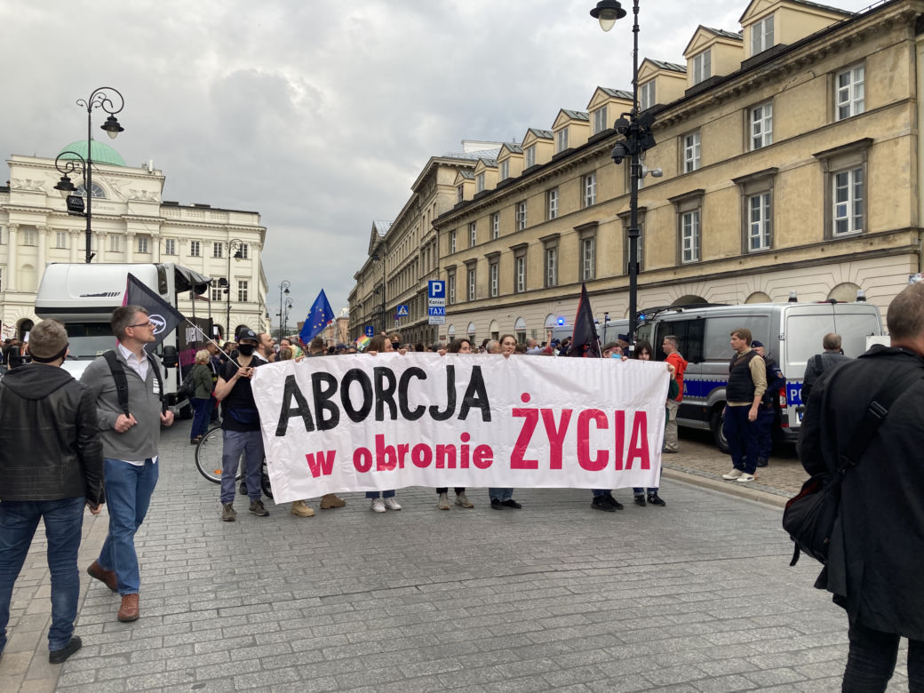 Marsz Strajku Kobiet "Ani jednej więcej!"