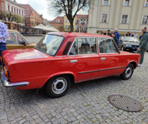 Początek sezonu fanów motoryzacji z czasów PRL