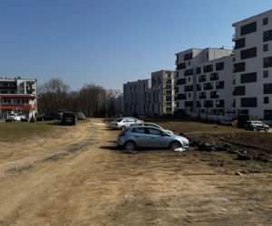 Aktywiści chcieli park, dostaną betonowe bloki. Chodzi o miejskie pole w Lublinie