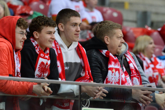 Tak się bawią kibice na meczu Polska - Albania. Gorąca atmosfera na PGE Narodowym