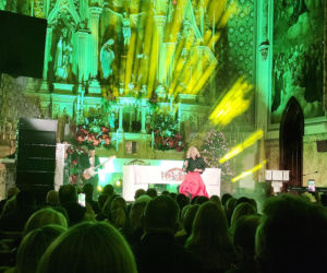 Wielkie Kolędowanie z gwiazdami na Greenpoincie