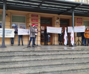 Pikieta nauczycieli w Rzeszowie