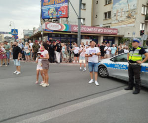 „Cześć i chwała bohaterom!”. Siedlczanie spotkali się w centrum miasta, by uczcić 82. rocznicę wybuchu Powstania Warszawskiego
