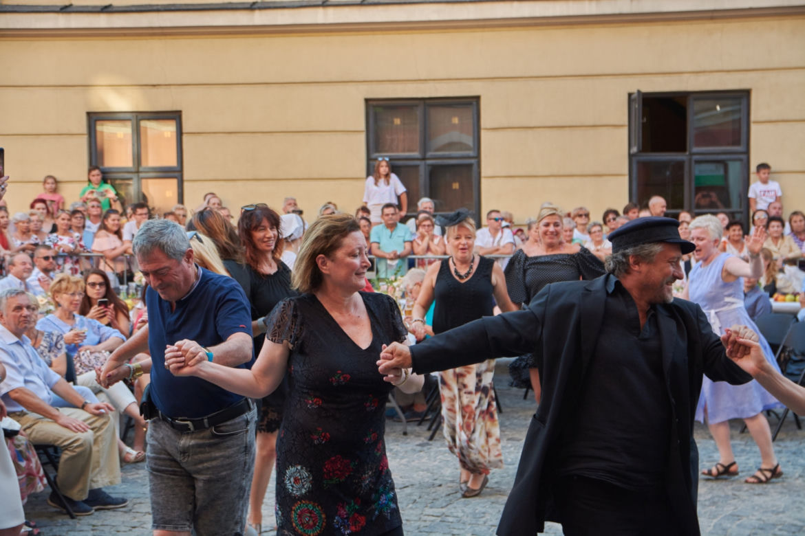 Nasze Wielkie Żydowskie Wesele powróciło na Stare Miasto. Barwna zabawa bez końca!