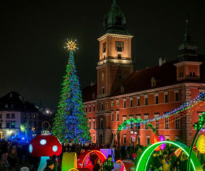 Świąteczna iluminacja 2025/2026 w Warszawie