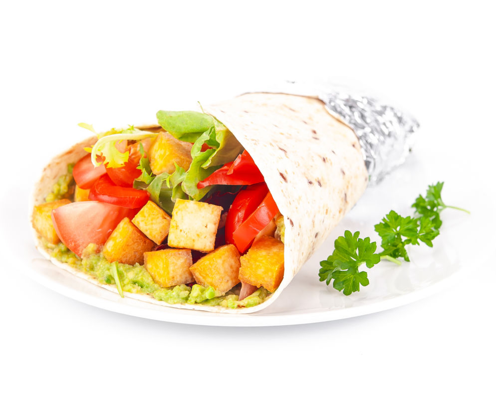 Tortilla z awokado, tofu i warzywami