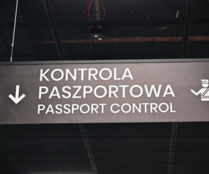 Nowa tymczasowa hala przylotów na lotnisku w Goleniowie